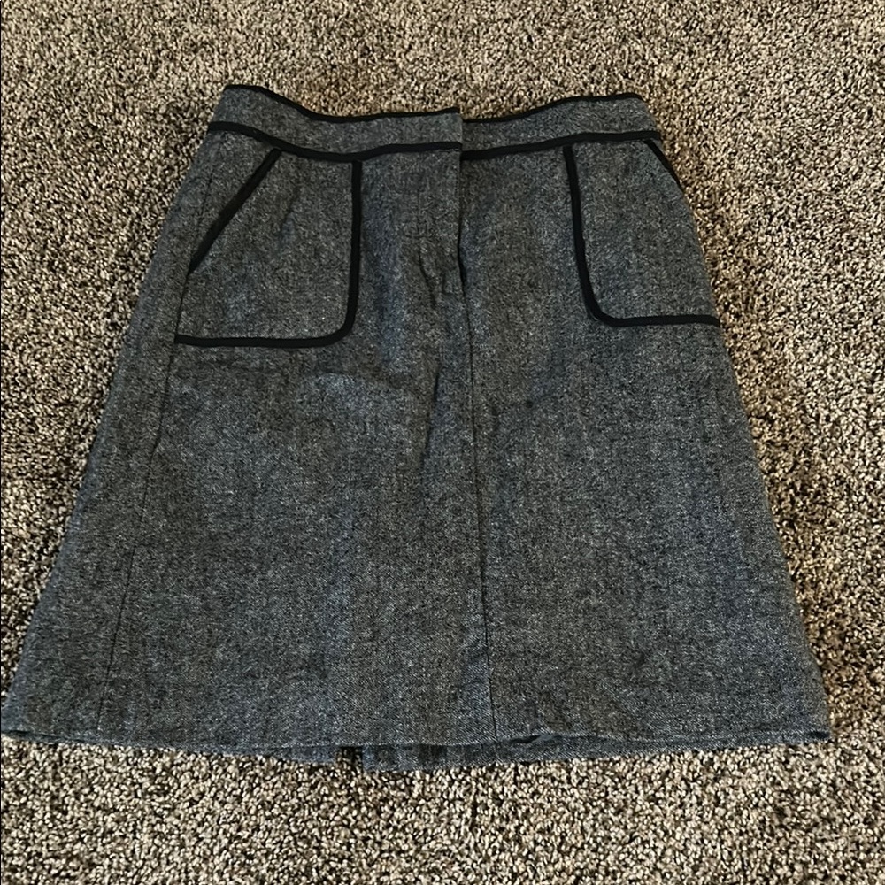 Gray Women's Skirt with Black Trim